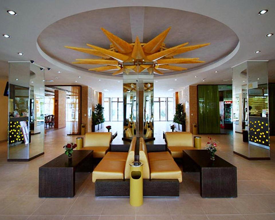Royal Sun Holiday Complex ซันนีบีช ภายนอก รูปภาพ